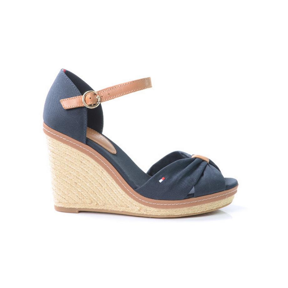TOMMY HILFIGER Iconic Elena Sandal  