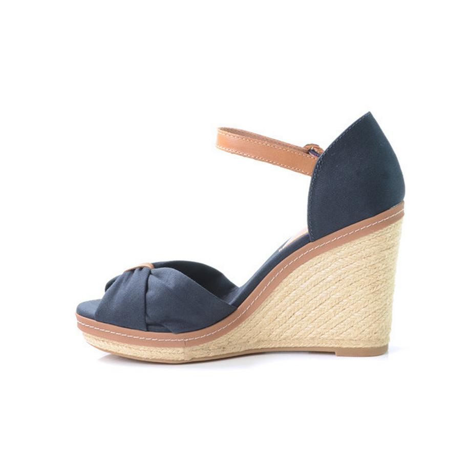 TOMMY HILFIGER Iconic Elena Sandal  