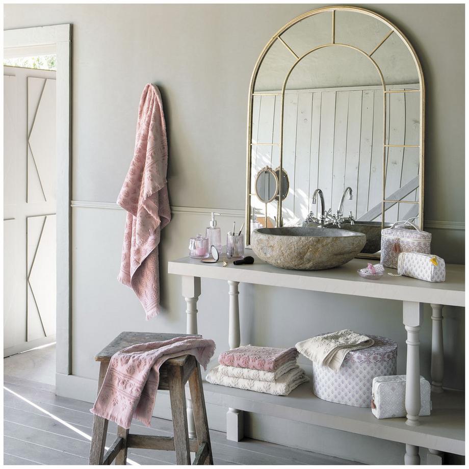 Mathilde M. Die Kleine Indianerin Beige  