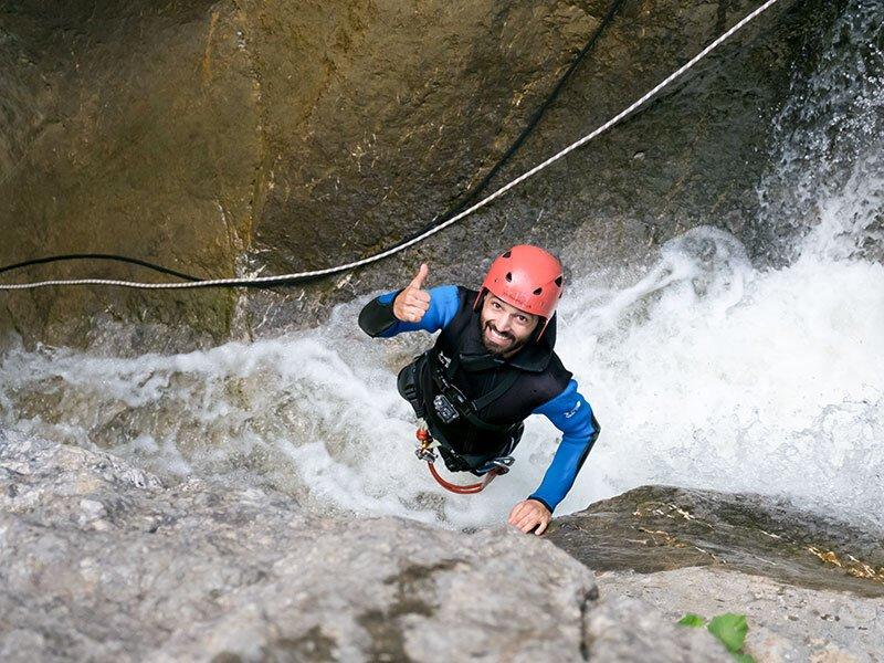 Smartbox  Emozionante tour di canyoning ad Alpnach per 2 persone - Cofanetto regalo 