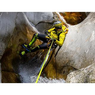 Smartbox  Emozionante tour di canyoning ad Alpnach per 2 persone - Cofanetto regalo 