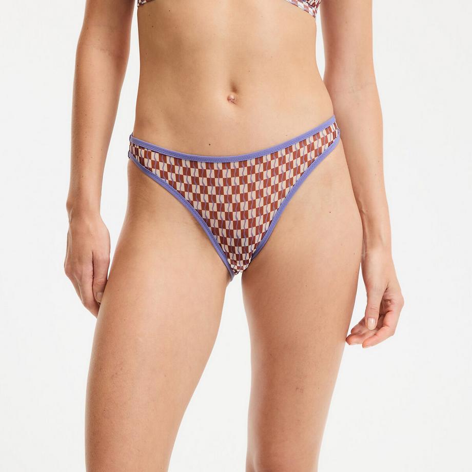 Slip en tulle