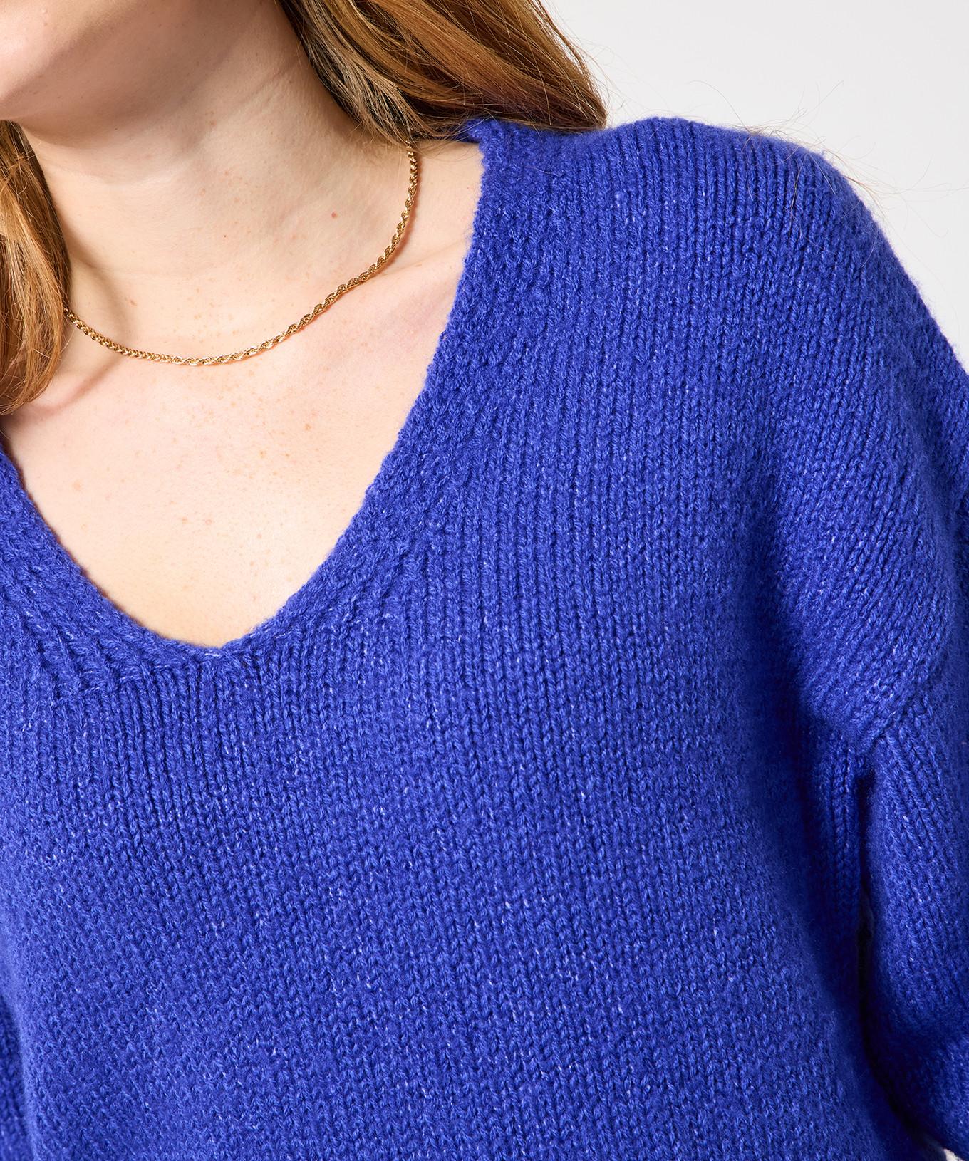 Joe Browns Einfacher Pullover mit V-Ausschnitt und überschnittenen Ärmeln  