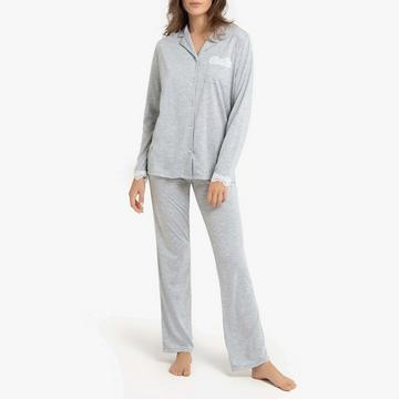 Pyjama mit Spitze
