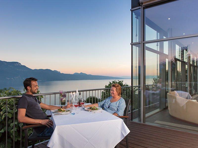 Smartbox  3 jours en hôtel 4* avec sur le lac Léman et les Alpes - Coffret Cadeau 