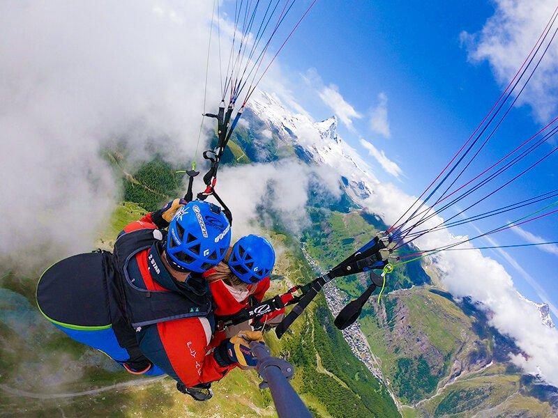 Smartbox  Indimenticabile volo di 25 minuti in parapendio biposto con foto e video ricordo - Cofanetto regalo 