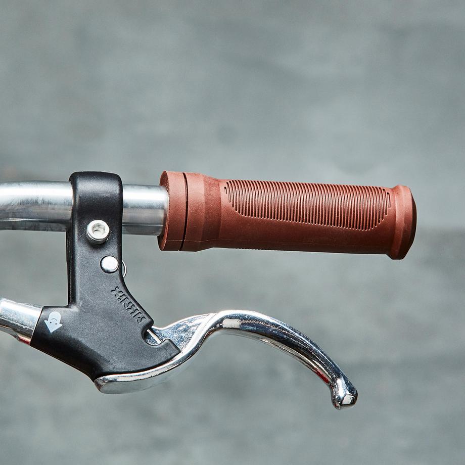 B’TWIN  Vélo de ville 24 pouces avec garde-boue et dynamo 