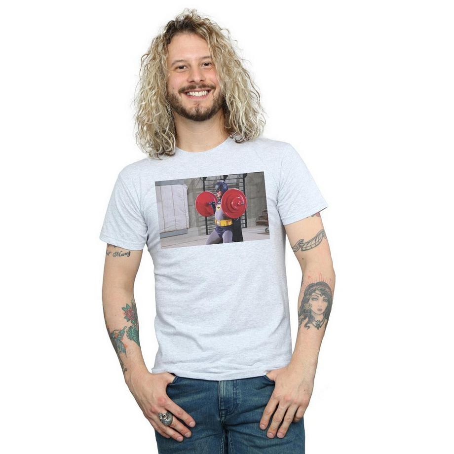 DC COMICS Batman TV Series Bat Gains T-Shirt  