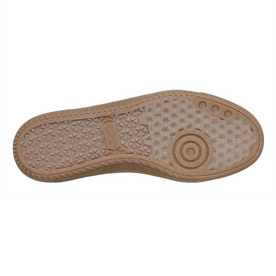 SKECHERS Baskets avec surpiqûres en daim et semelle plate  