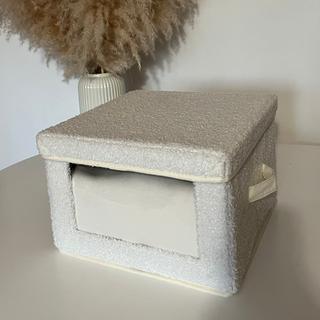 Calicosy Aufbewahrungsbox aus Bouclé-Stoff in Ecru mit Fenster - L40 cm  