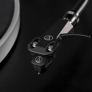 Audio Technica  Audio-Tehnica AT-LP5X Schwarzer Plattenspieler 