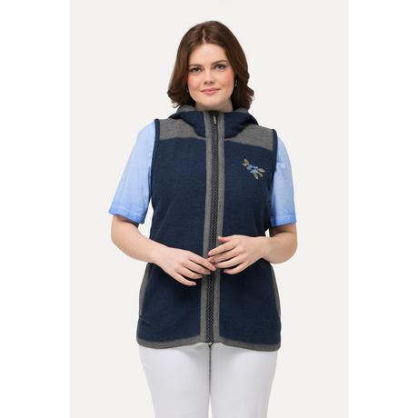 Ulla Popken  Gilet en maille de costume traditionnel bavarois avec capuche amovible et ruban fantaisie. Sans manches 