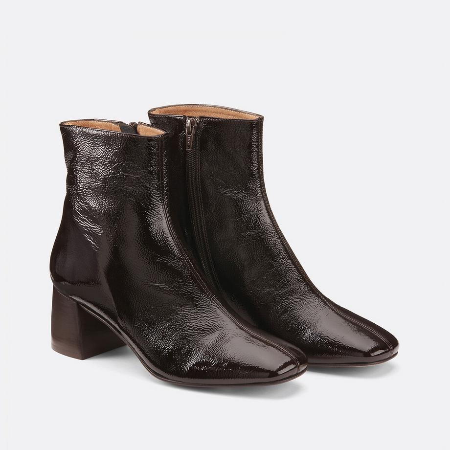 Stiefeletten aus Lackleder