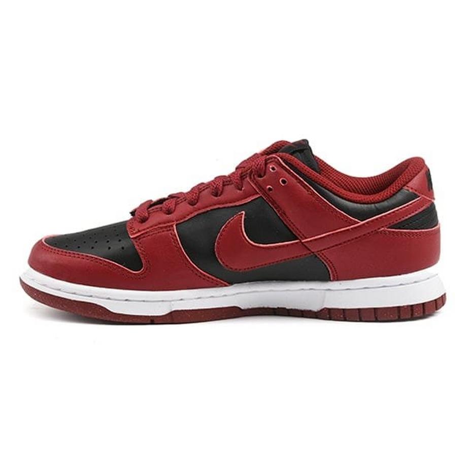 NIKE Dunk Low 11 Sneakers  