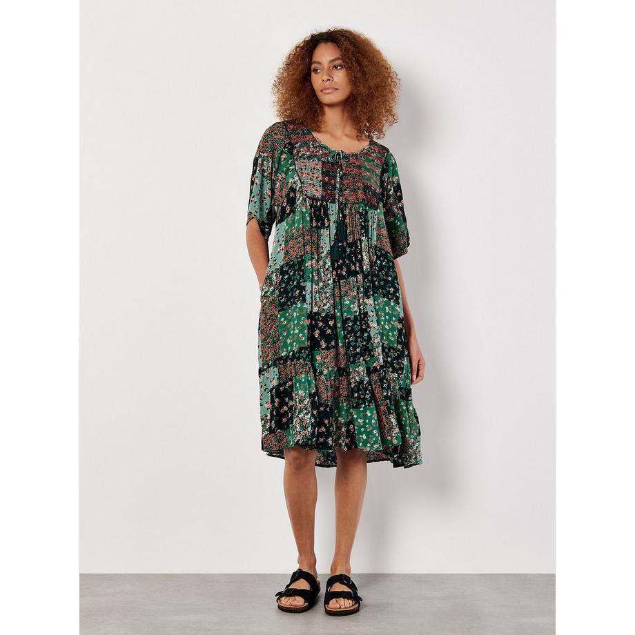 Florales Patchwork-Kleid