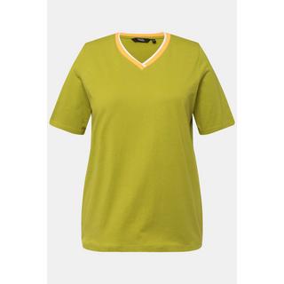 Ulla Popken  T-shirt con orli a righe, scollo a V e mezze maniche 