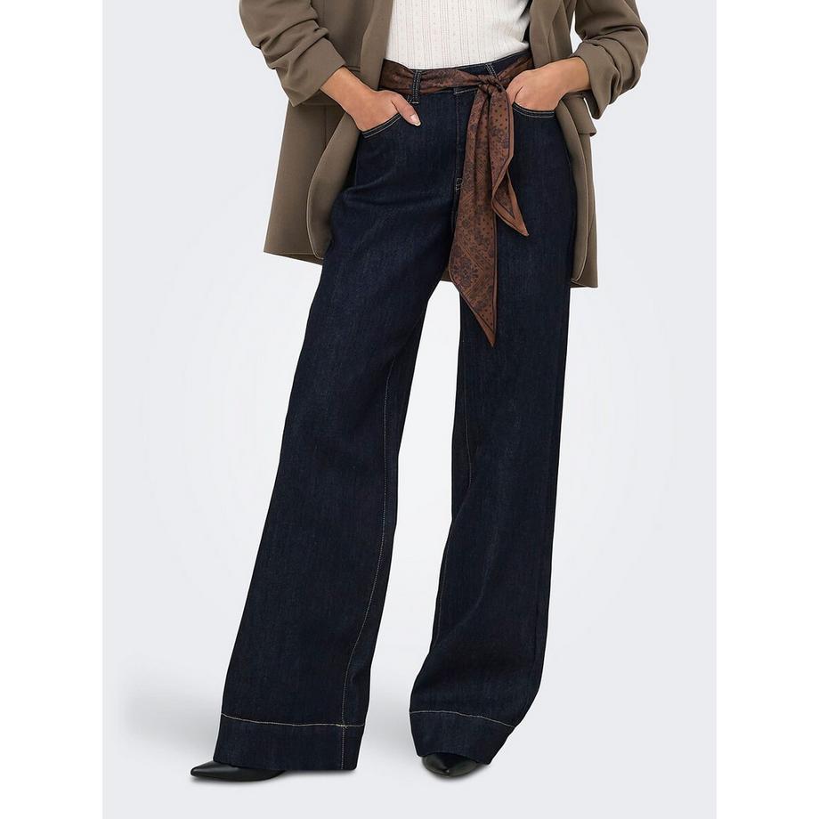 Weite Jeans mit integriertem Schalgürtel