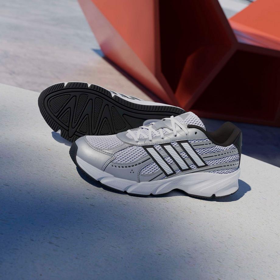 adidas Baskets Technochaos 2000  