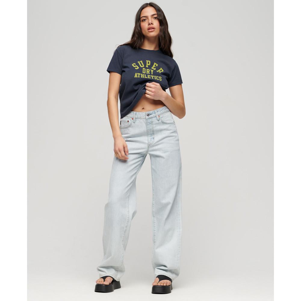 Superdry Athletic Essential T-Shirt à motif années 90  