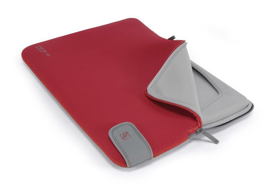 TUCANO  Sleeve Charge Up für Apple MacBook Pro 17"  Rot 