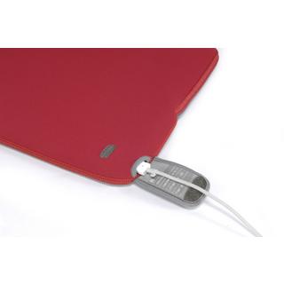TUCANO  Sleeve Charge Up für Apple MacBook Pro 17"  Rot 