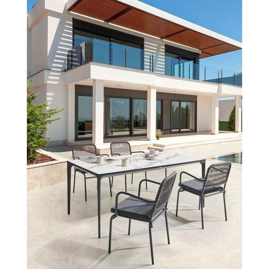 Beliani Set mit 4 Stühlen und Sitzkissen aus Aluminium Modern TACENO  