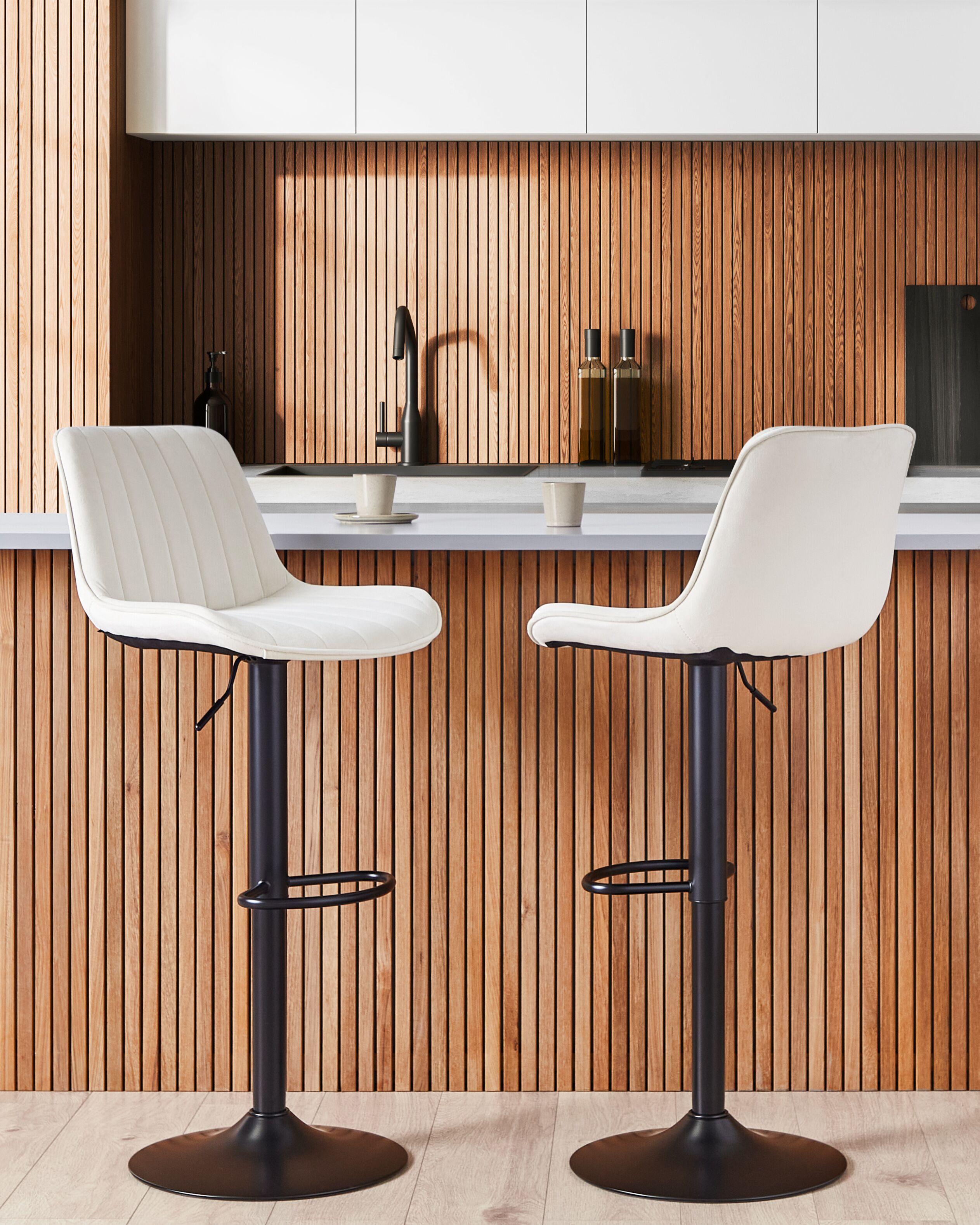 Beliani Set mit 2 Barstühlen aus Samtstoff Retro DUBROVNIK  