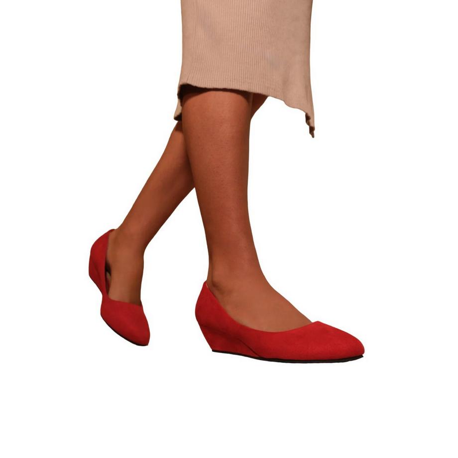 Where's That From Kieran Decolleté in Pelle Scamosciata con Zeppa Bassa  
