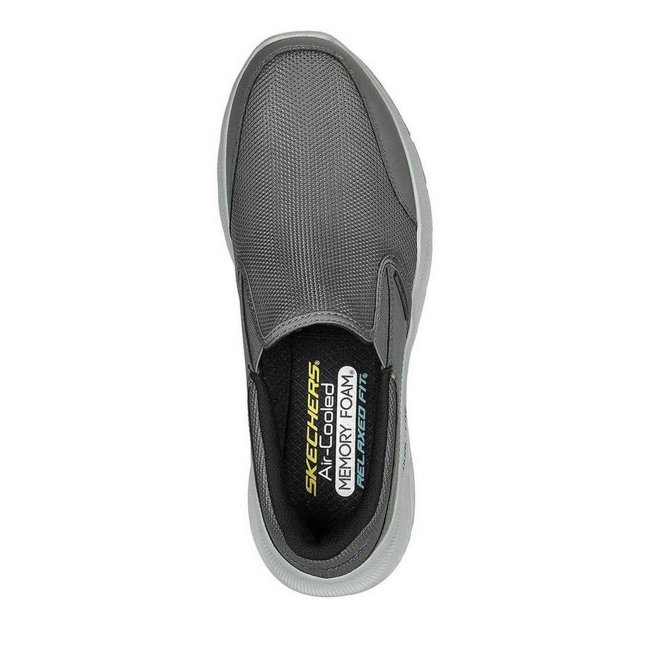 SKECHERS Equalizer 5.0 Persistable Sneaker  