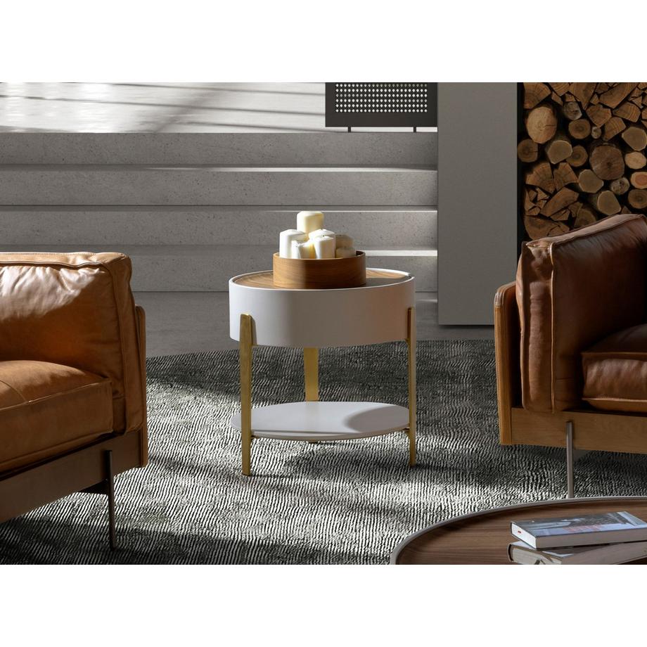 ANGEL CERDA Tavolo angolare rotondo in noce, legno beige e acciaio lucido placcato oro  