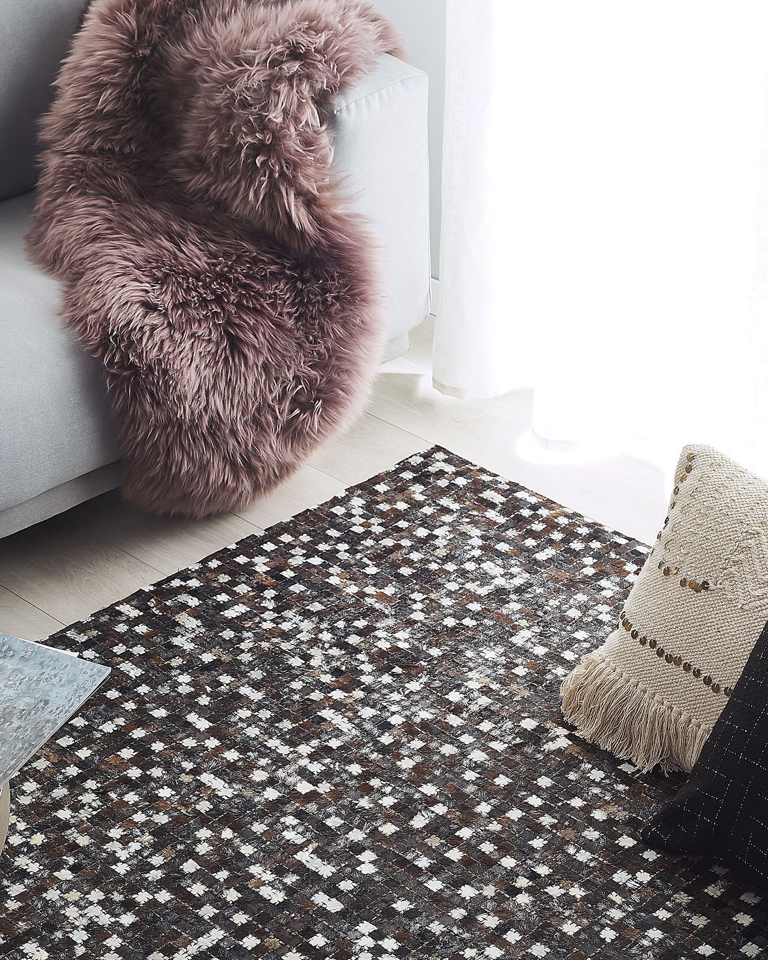 Beliani Teppich aus Kuhfell Modern AKKESE  