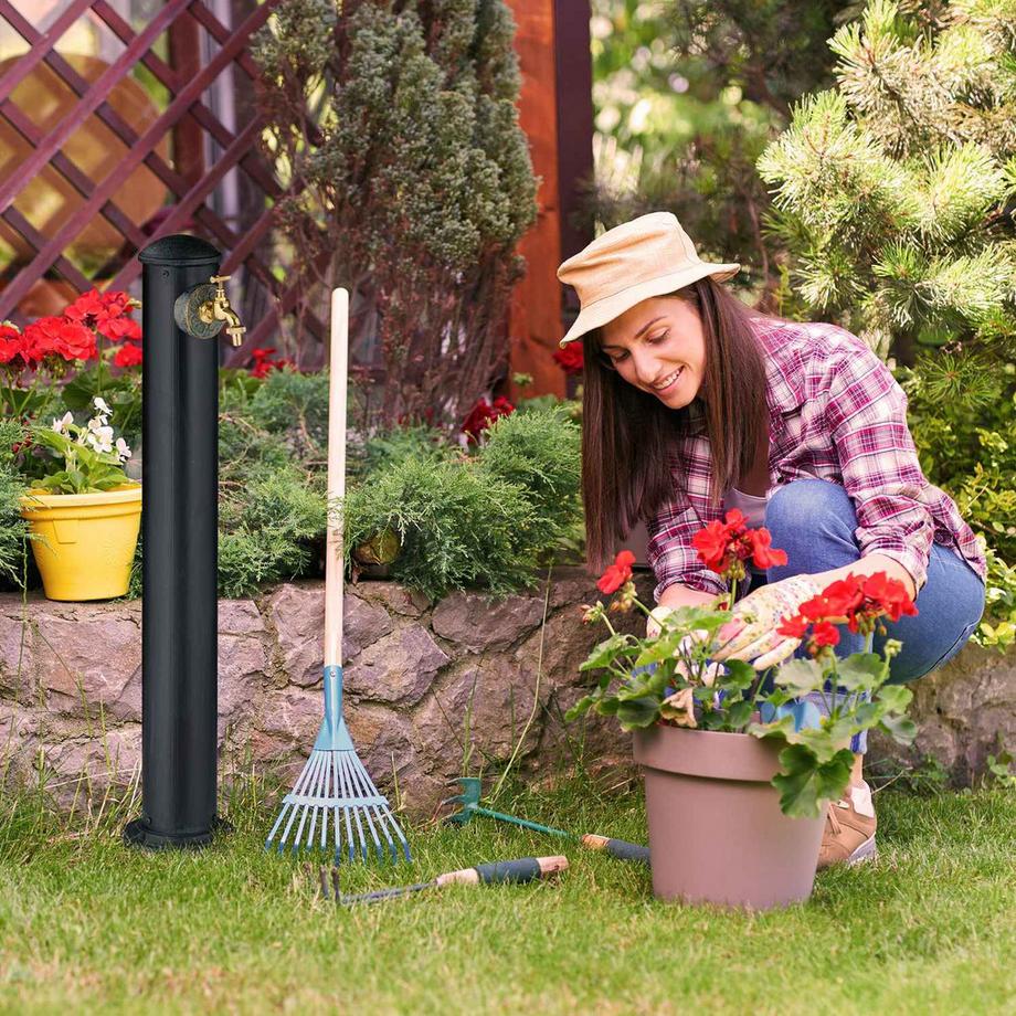 Northix  Antiker Brunnen 