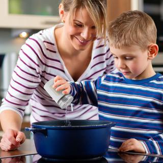 B2X Set di 12 barattoli per spezie  