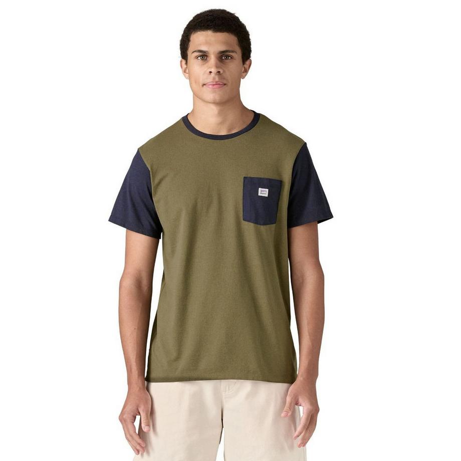 Patagonia Shop Sticker Pocket Responsibili-Tee  