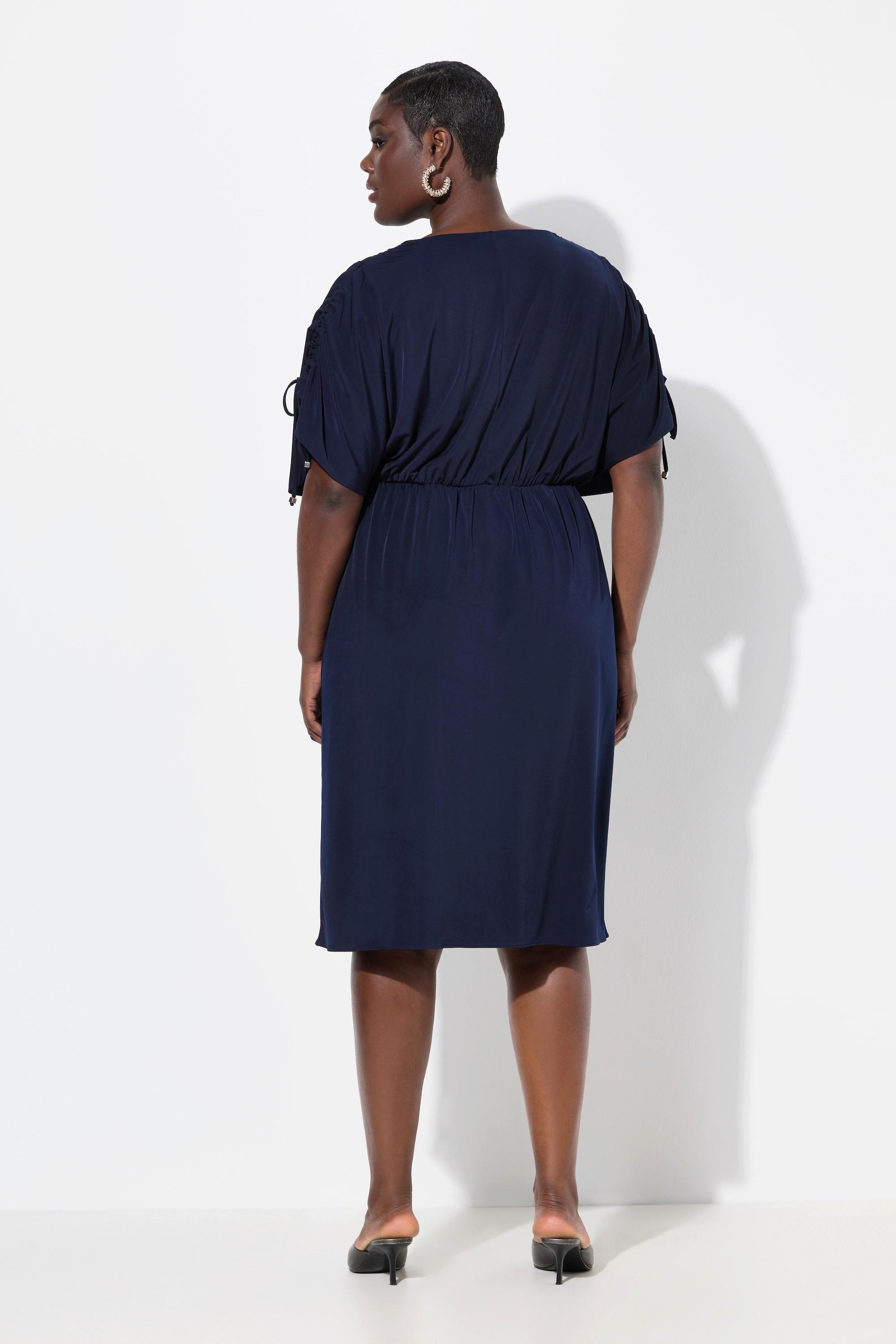 Ulla Popken Abito midi oversize drappeggiato scollo a V mezza manica  