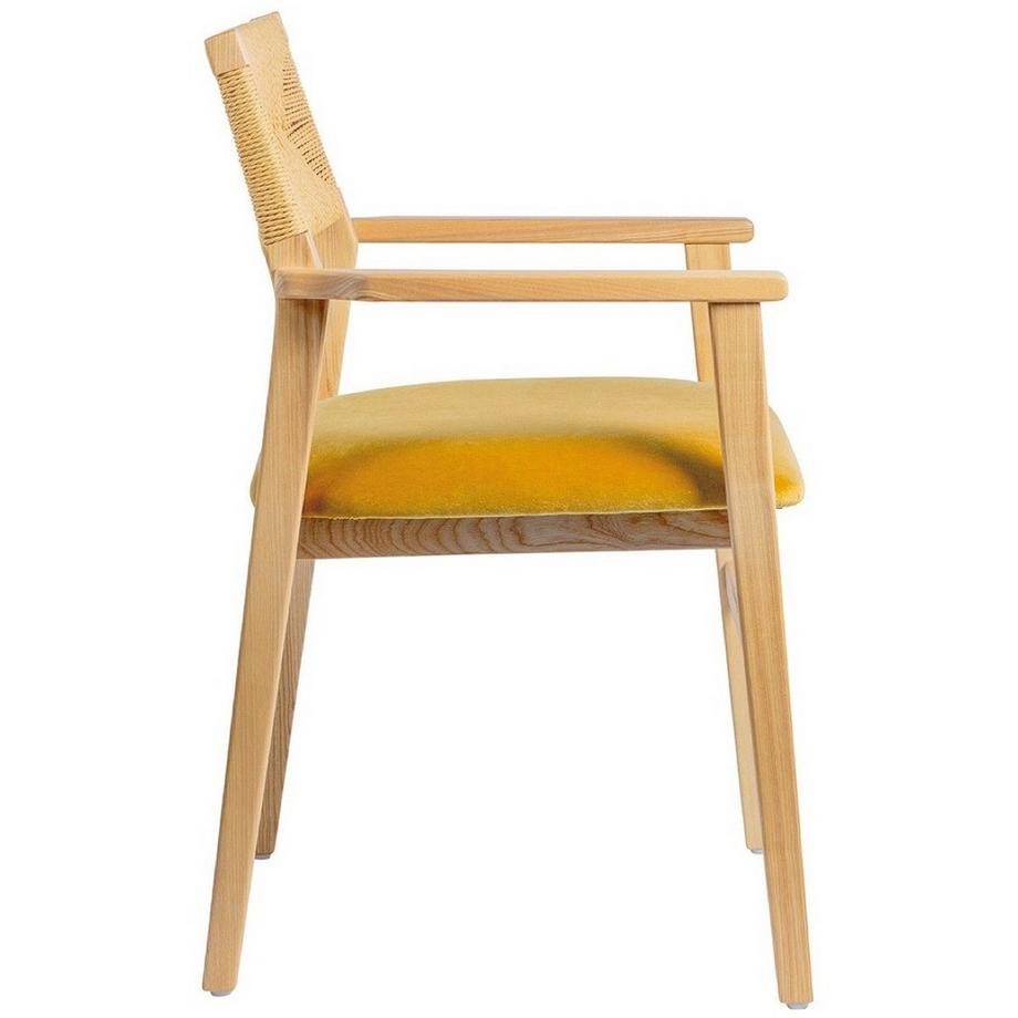 Blanc d'Ivoire Armlehnstuhl Paloma Eschenholz blond Samt safran  