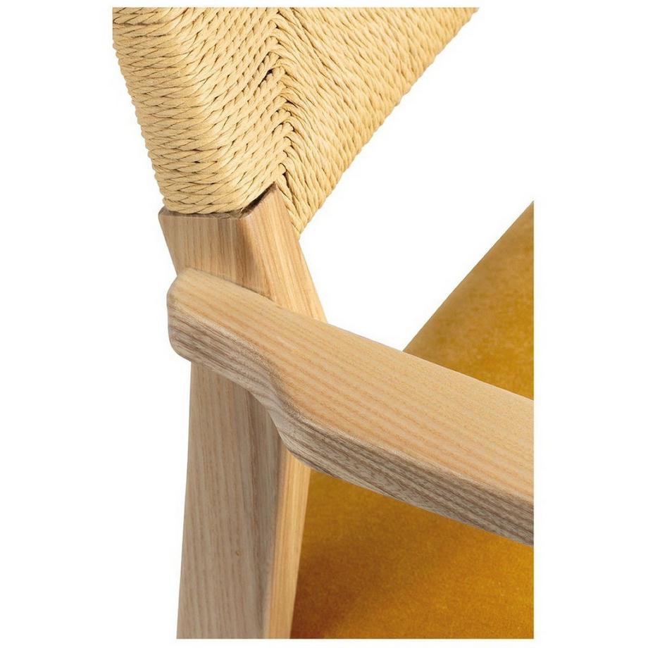 Blanc d'Ivoire Armlehnstuhl Paloma Eschenholz blond Samt safran  