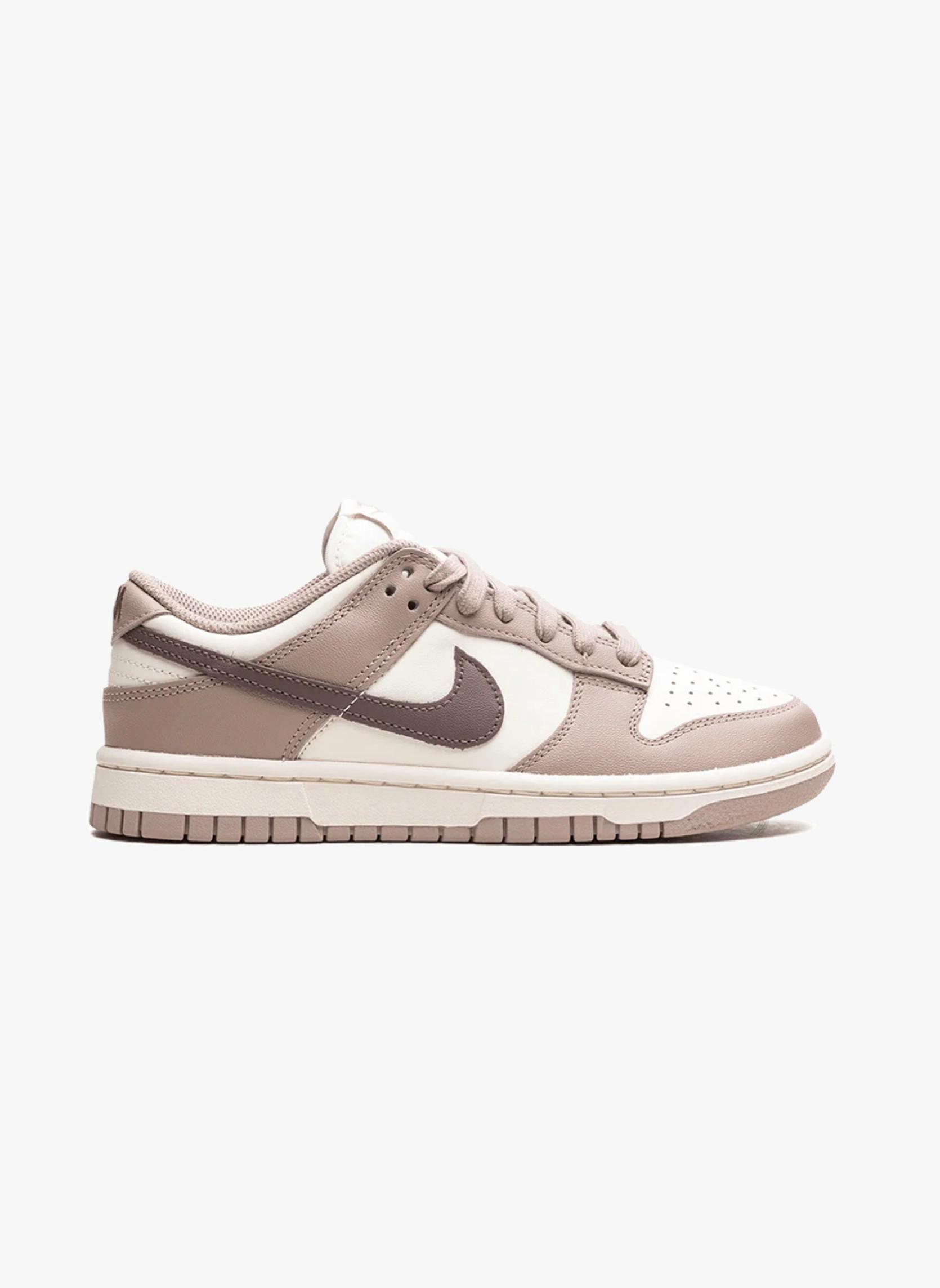 NIKE  Dunk Low Diffused Taupe 