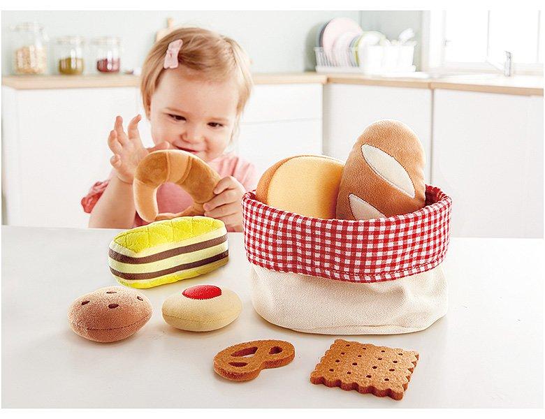Hape  Rollenspiele Brotkörbchen 