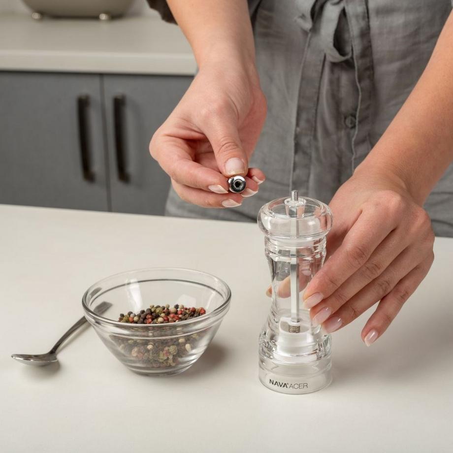 NAVA  Broyeur en acrylique transparent avec mouture en céramique réglable 