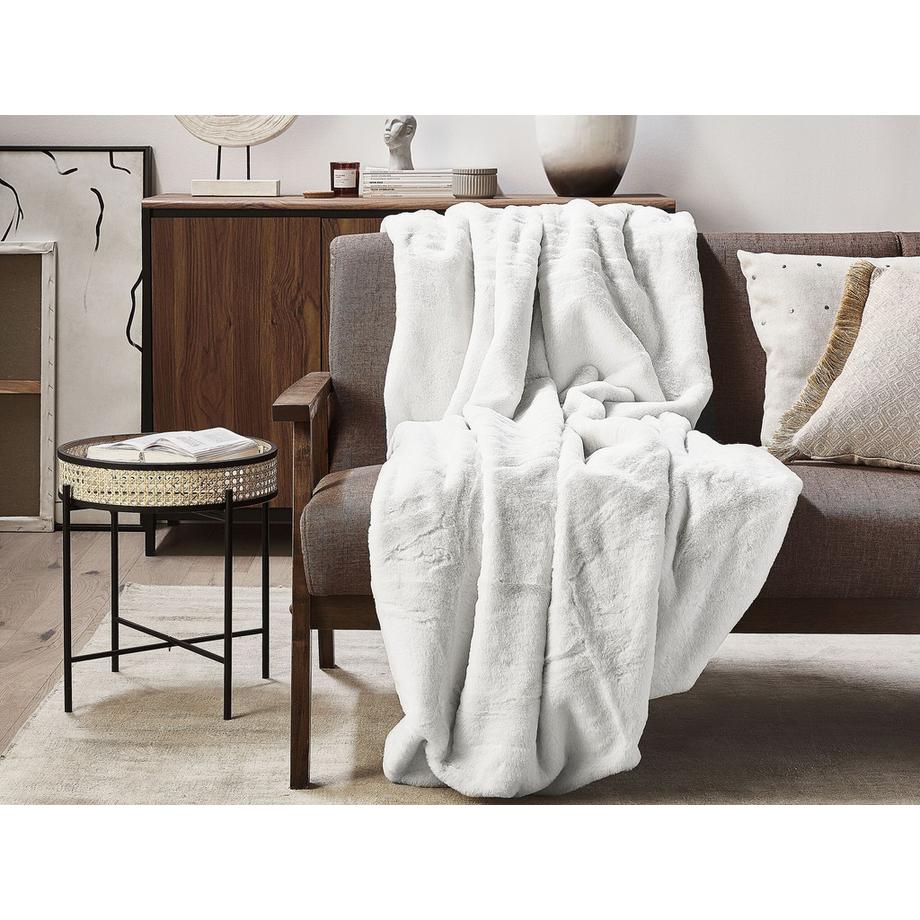 Beliani Glamouröse Chaab Polyester Kuscheldecke  