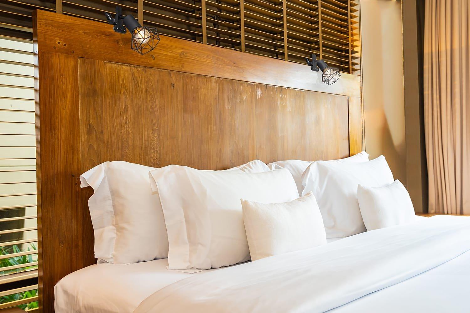 mutoni Spot à pince Xara I métal noir mat 1xE14  