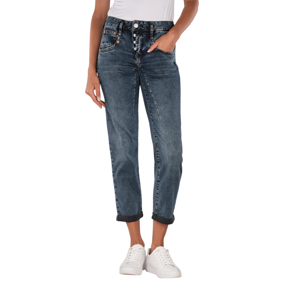 Shyra Tap Jeans Boyfriend Fit