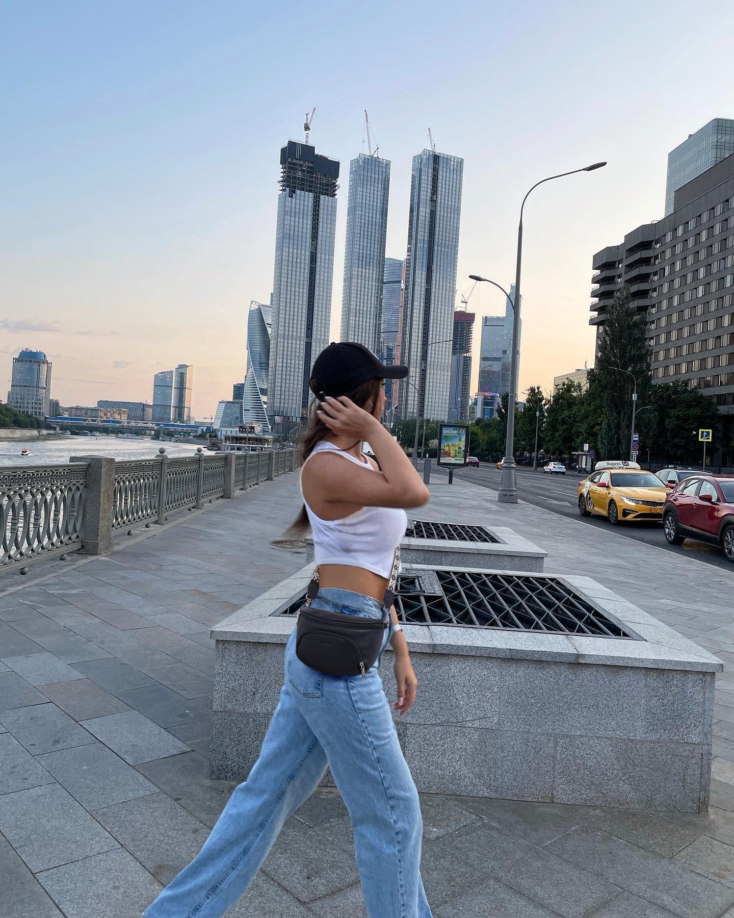 Only-bags.store Vegane Leder Crossbody Bag RFID-Blockierung Kartensteckplatz  