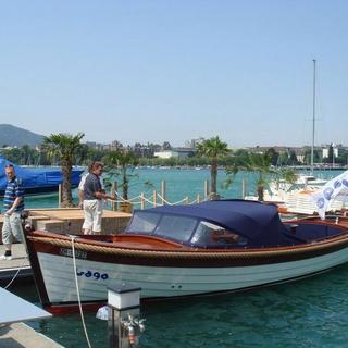 Geschenkidee  Seebeckenrundfahrt auf dem Zürichsee (9 Personen) 