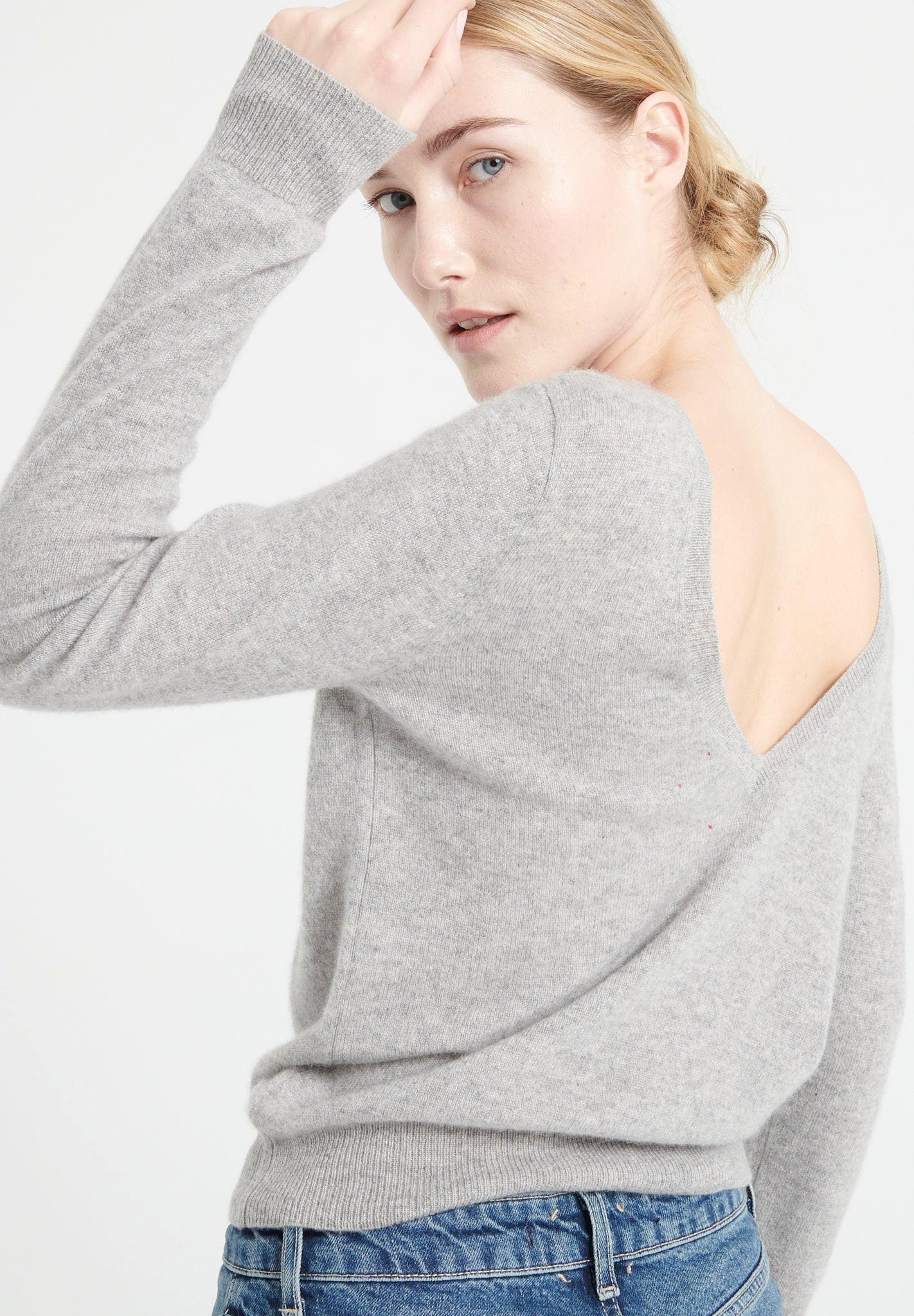 Studio Cashmere8  MIA 7 Pull décolleté en V dans le dos - 100% cachemire 