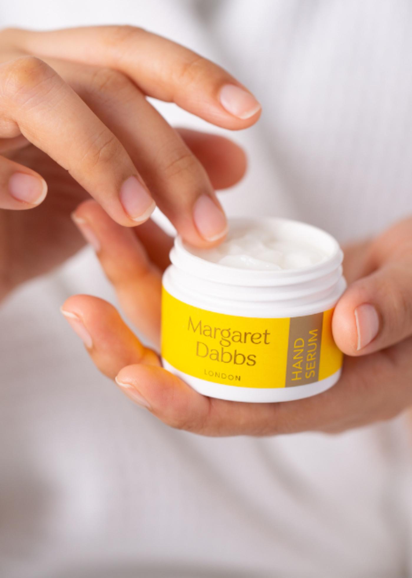 Margaret Dabbs  Handpflege Intensive Anti-Ageing Hand Serum 