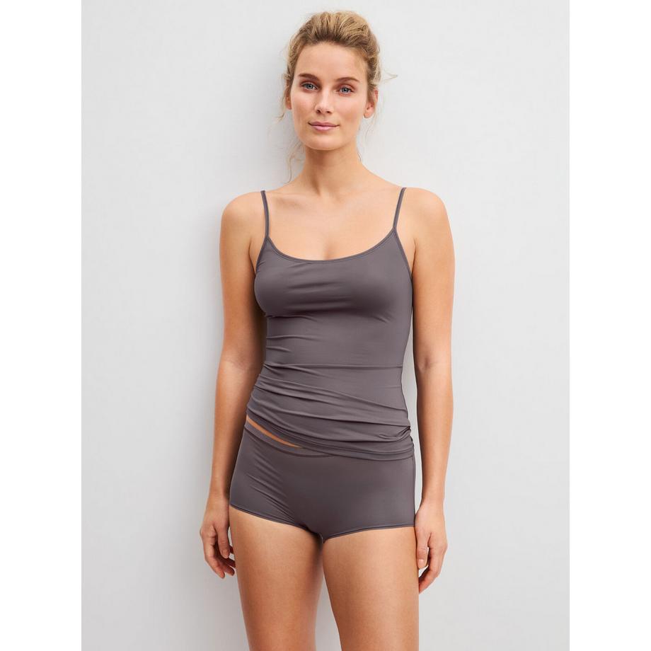 Sleek Skin Spaghetti-Top
