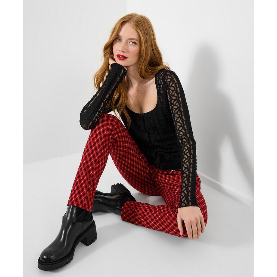 Blouse à encolure carrée en dentelle extensible