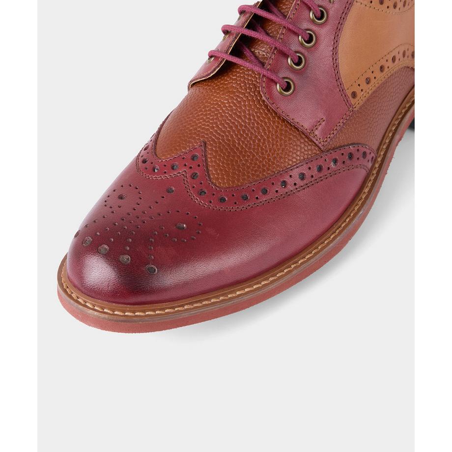 Joe Browns Gemischte Lederschnürschuhe mit geprägten Details  